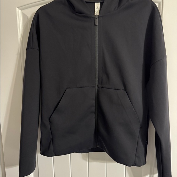 Lululemon shaped expression hooded jacket - Picture 2 of 7